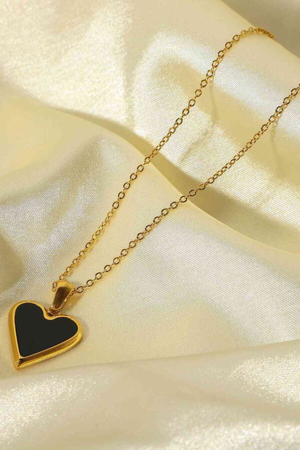 Bordered Heart Chain Necklace - Image 2