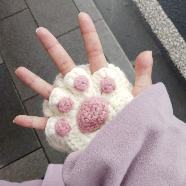 Cat Paw Hand-Knitted Winter Gloves - Image 3