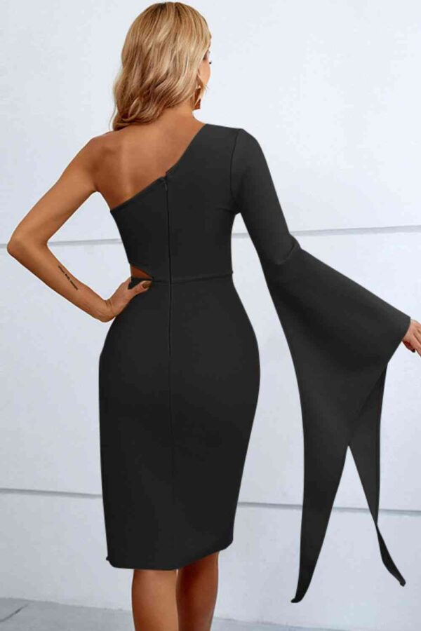 Cutout Split Flare Sleeve One-Shoulder Dress - Image 2