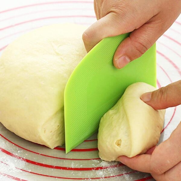Plastic Cake Cream Spatula Dough Knife Cutter Butter Batter Scraper