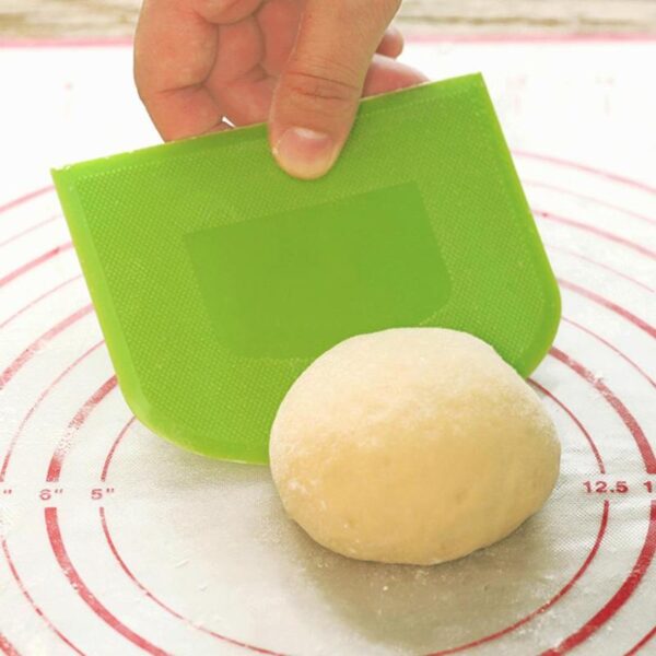 Plastic Cake Cream Spatula Dough Knife Cutter Butter Batter Scraper - Image 3