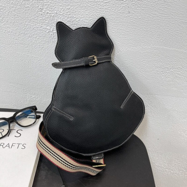 Cat Shaped Women's Crossbody Bag - Image 8