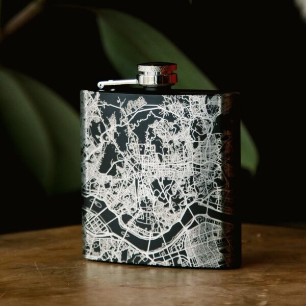 Bryce Canyon National Park - Utah Map Hip Flask in Matte Black - Image 4