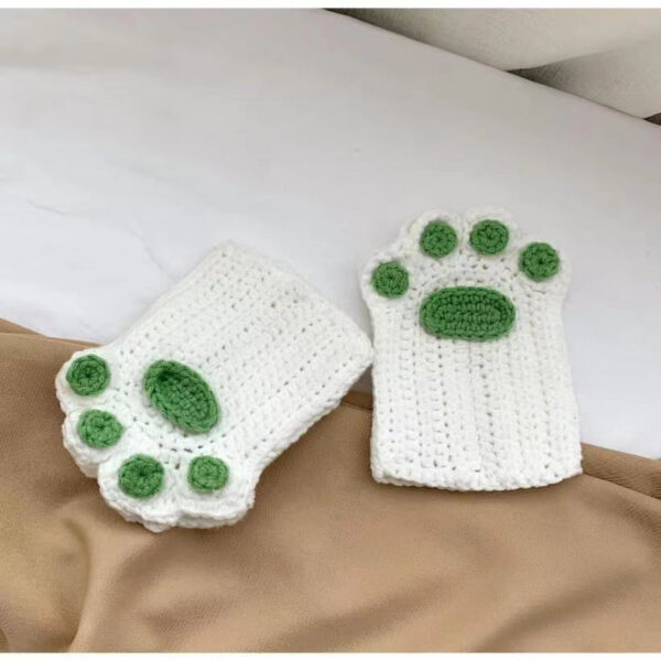 Cat Paw Hand-Knitted Winter Gloves - Image 4