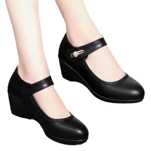 High Quality Soft Bottom Leather Shoes Non-slip Wedge Middle-aged And Elderly Pumps - Image 5