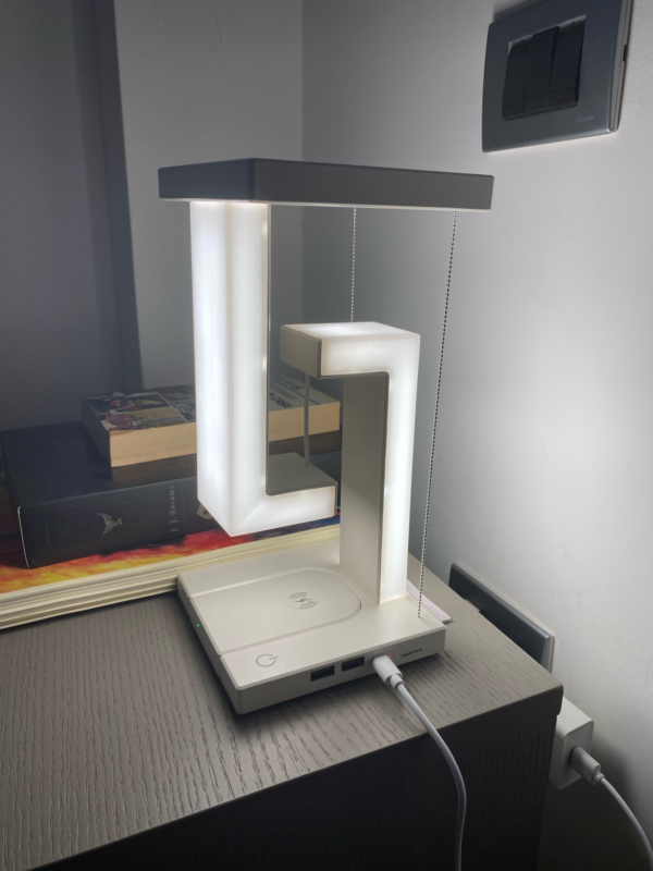 Anti-Gravity Desk Lamp Wireless Charging - Image 9