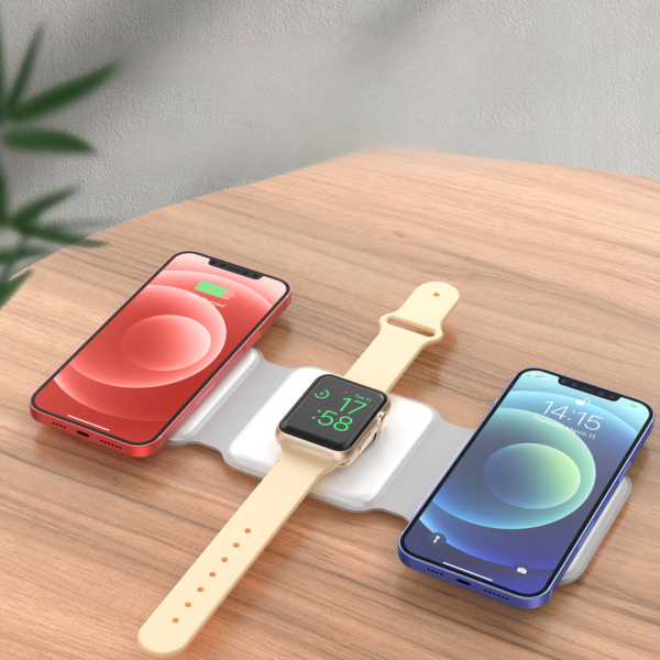 3-in-1 Magnetic Wireless Charger - Image 13