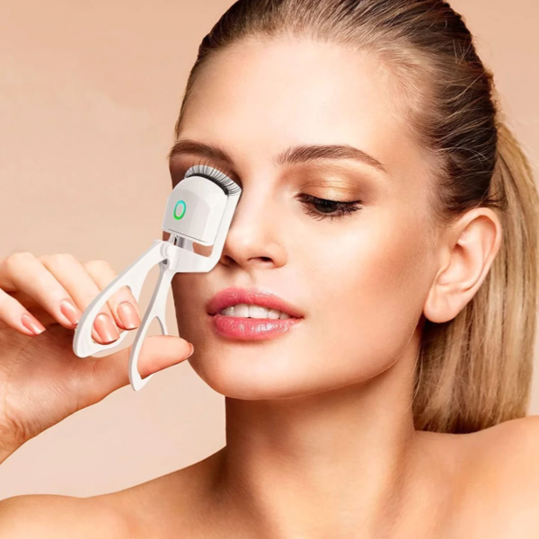 Heated Eyelash Curler - Image 4