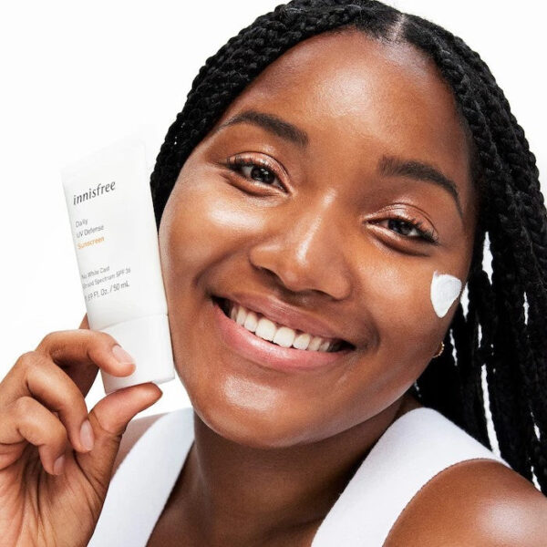 innisfree Daily UV Defense Invisible Broad Spectrum SPF 36 Sunscreen - Image 3
