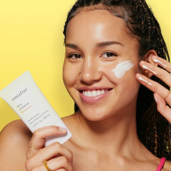 innisfree Daily UV Defense Invisible Broad Spectrum SPF 36 Sunscreen - Image 6