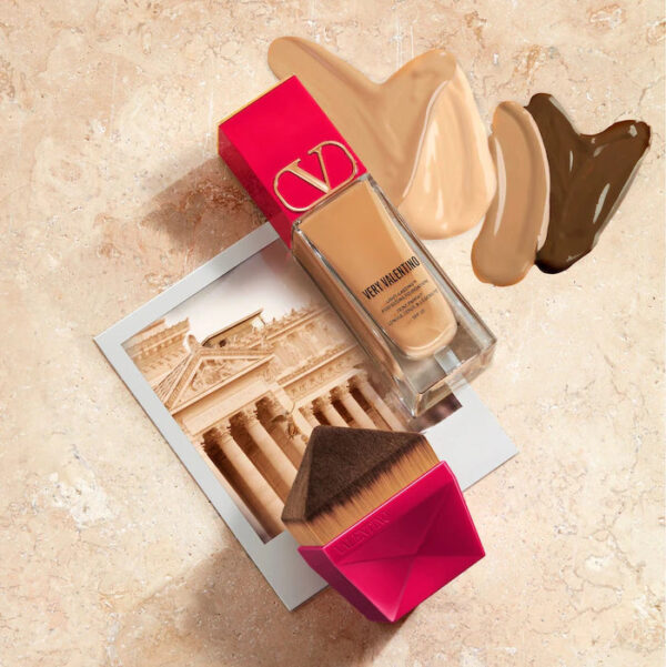 Grande Stud Face and Body Brush - Image 2