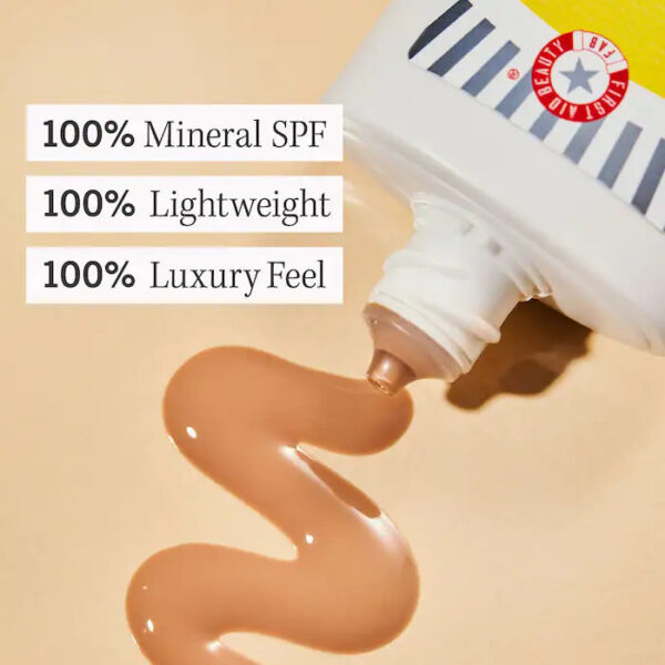 Weightless Liquid Mineral Sunscreen with Zinc Oxide SPF 30 - Image 5